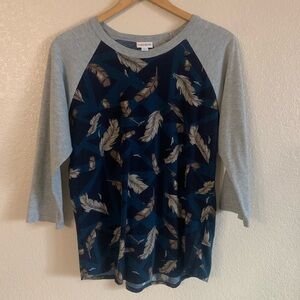 LuLaRoe 3/4 sleeve top. sz. Large